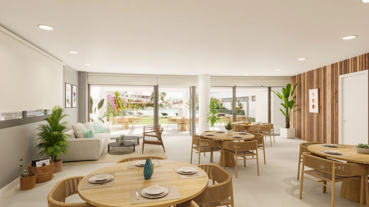 Wonderful 3-bedroom penthouse in Estepona
