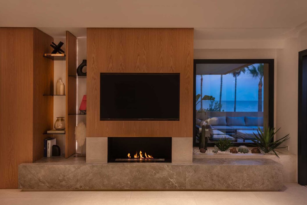 Luxury 3 bedroom apartment in Estepona - Image 9