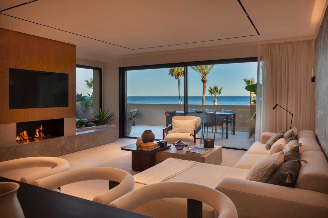 Luxury 3 bedroom apartment in Estepona - Image 41