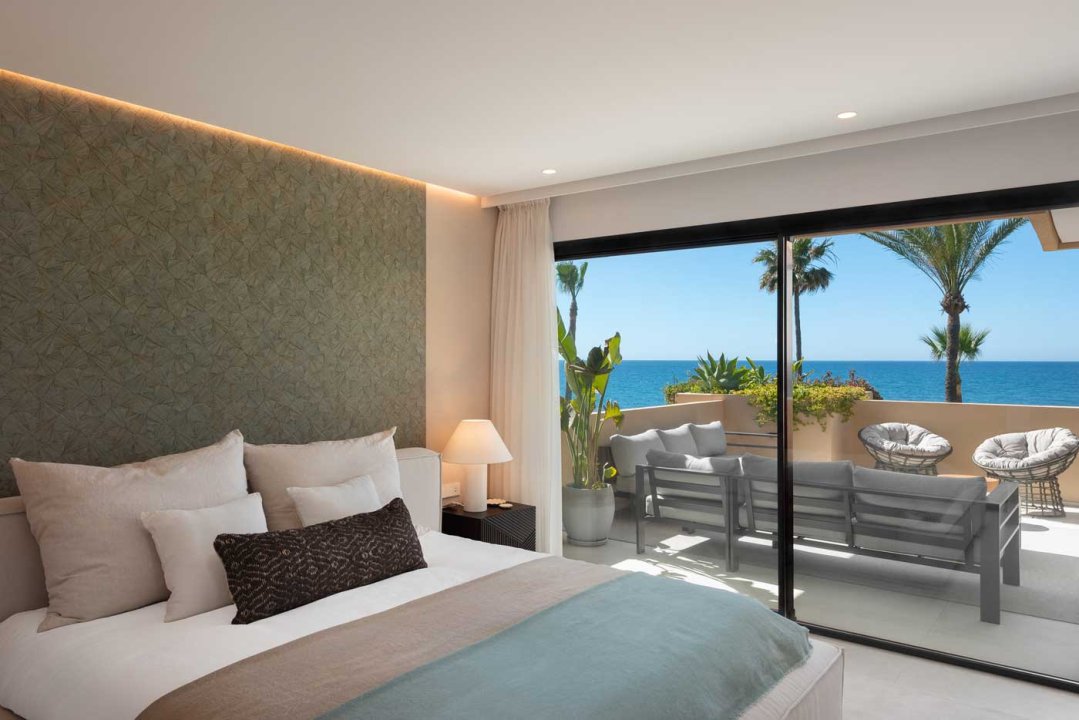 Luxury 3 bedroom apartment in Estepona - Image 26