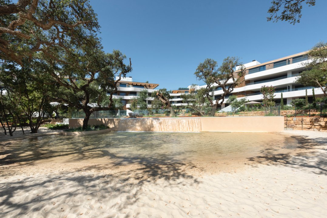 Modern 3 bedroom flat in Sotogrande