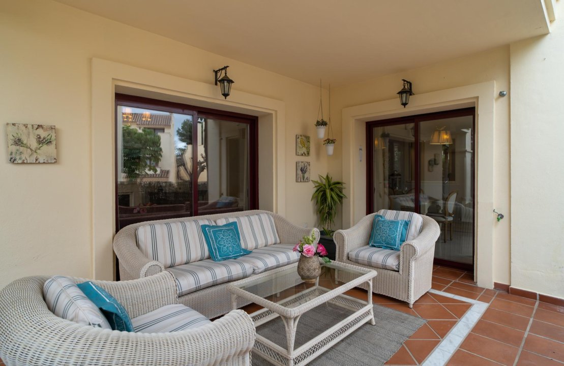 Hacienda El Palmeral: Large Family Home with 60m² Solarium and Private Garden - Image 10