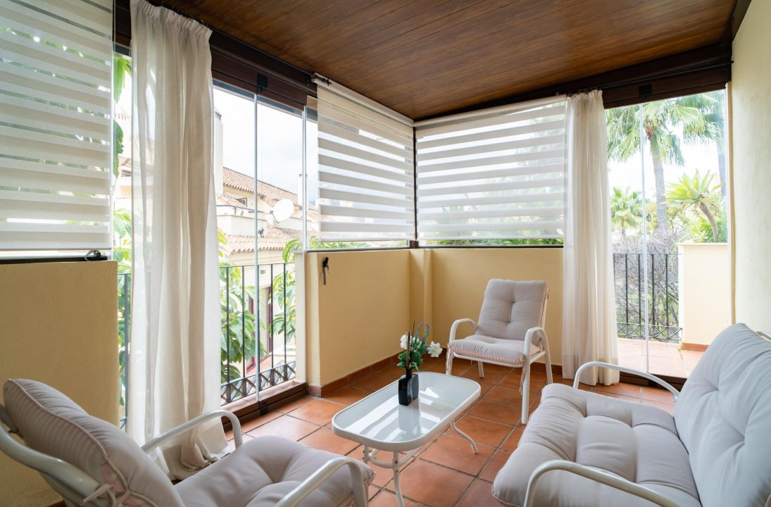 Hacienda El Palmeral: Large Family Home with 60m² Solarium and Private Garden - Image 27