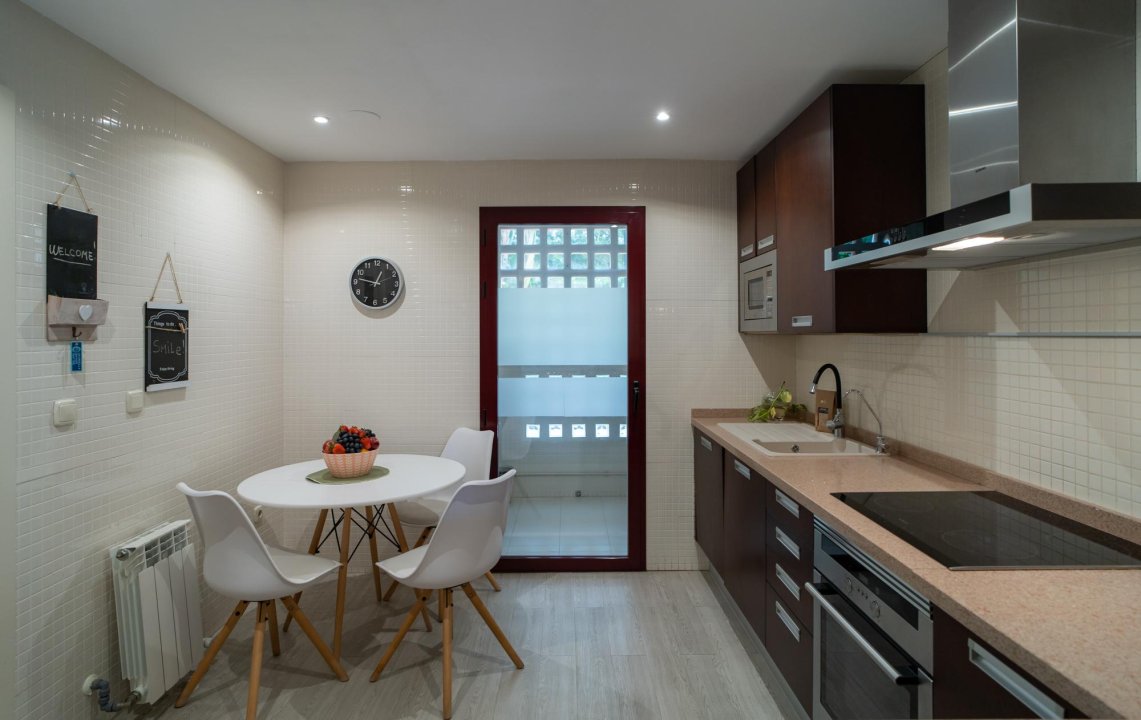 Hacienda El Palmeral: Large Family Home with 60m² Solarium and Private Garden - Image 19