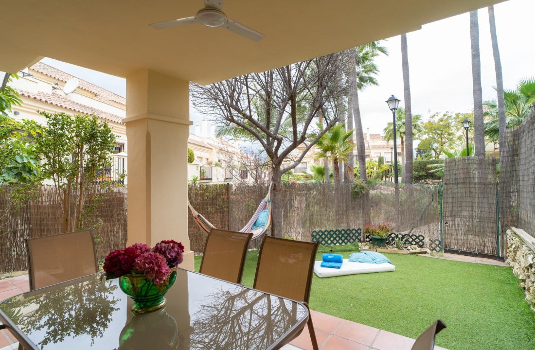 Hacienda El Palmeral: Large Family Home with 60m² Solarium and Private Garden - Image 8