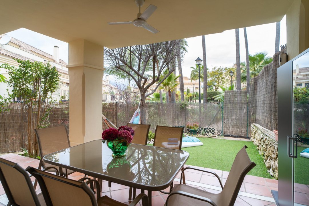 Hacienda El Palmeral: Large Family Home with 60m² Solarium and Private Garden - Image 7