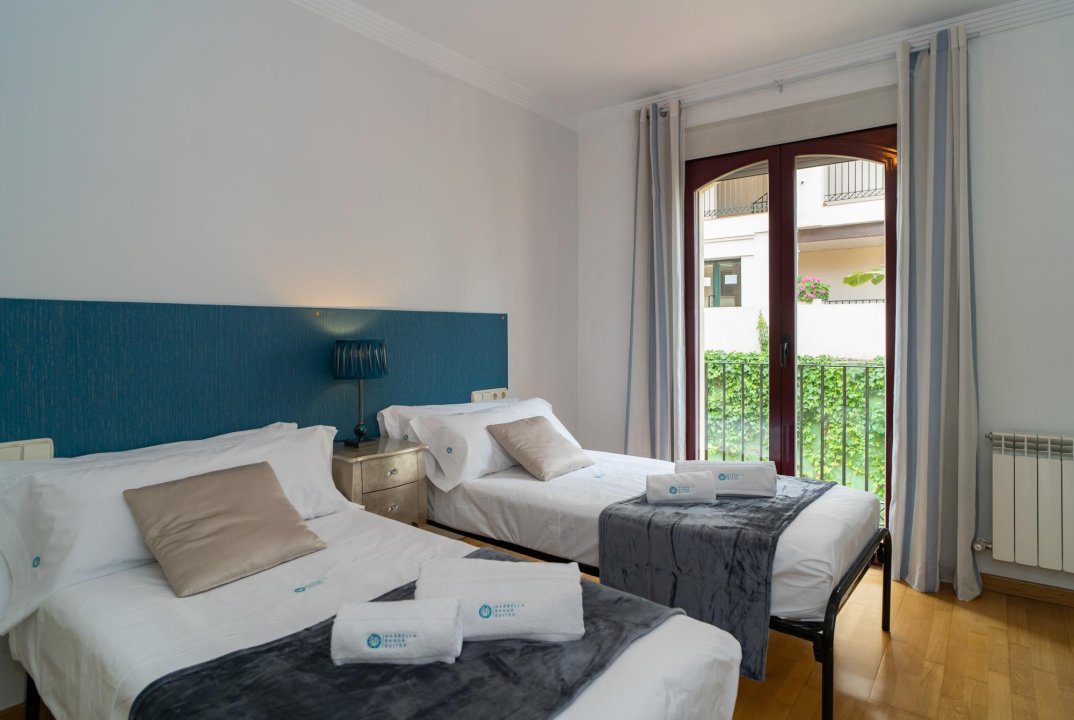 Hacienda El Palmeral: Large Family Home with 60m² Solarium and Private Garden - Image 33