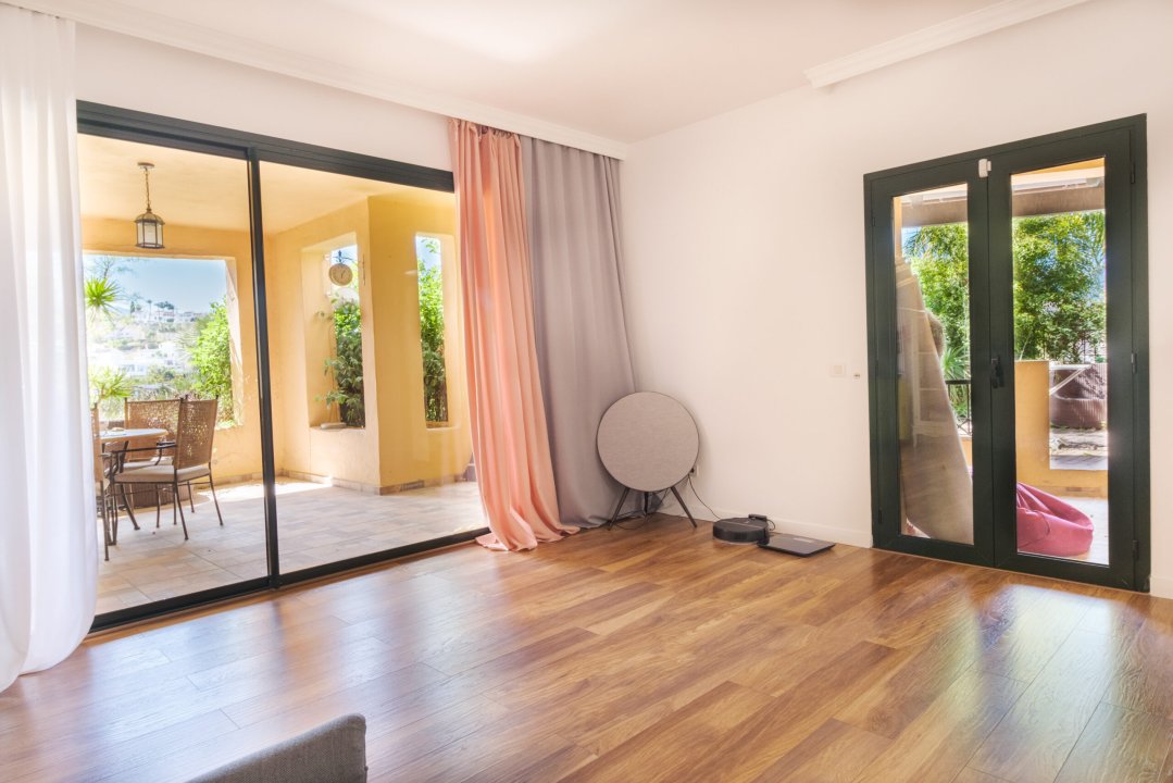 Wonderful apartment with garden for Rent in Estepona