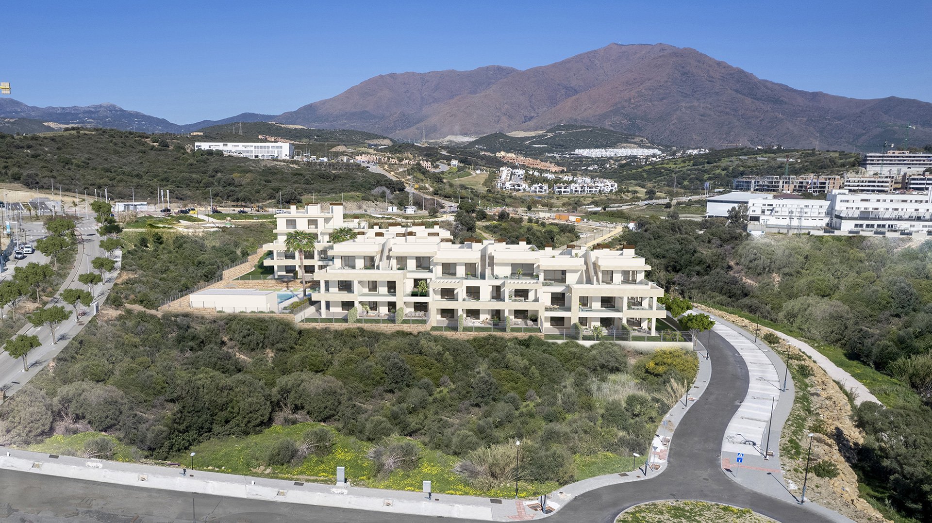 Impressive 2 bedroom apartment in Estepona - Image 10