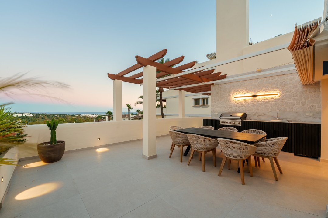Exceptional Duplex Penthouse with Private Pool and Panoramic Views – Palacetes Los Belvederes, Nueva Andalucia - Image 42