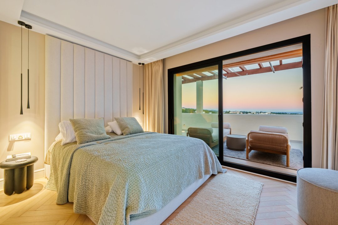 Exceptional Duplex Penthouse with Private Pool and Panoramic Views – Palacetes Los Belvederes, Nueva Andalucia - Image 39
