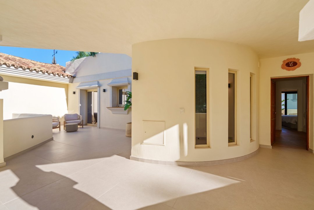 Exceptional Duplex Penthouse with Private Pool and Panoramic Views – Palacetes Los Belvederes, Nueva Andalucia - Image 34