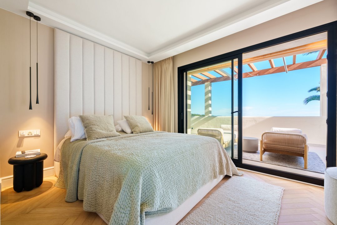 Exceptional Duplex Penthouse with Private Pool and Panoramic Views – Palacetes Los Belvederes, Nueva Andalucia - Image 31