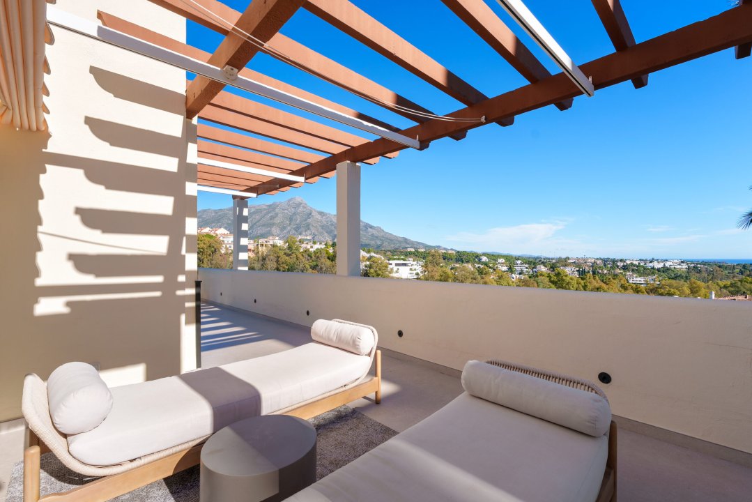 Exceptional Duplex Penthouse with Private Pool and Panoramic Views – Palacetes Los Belvederes, Nueva Andalucia - Image 13