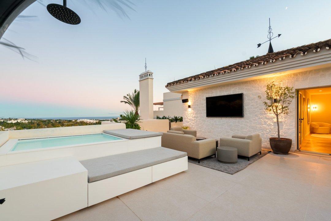 Exceptional Duplex Penthouse with Private Pool and Panoramic Views – Palacetes Los Belvederes, Nueva Andalucia - Image 45