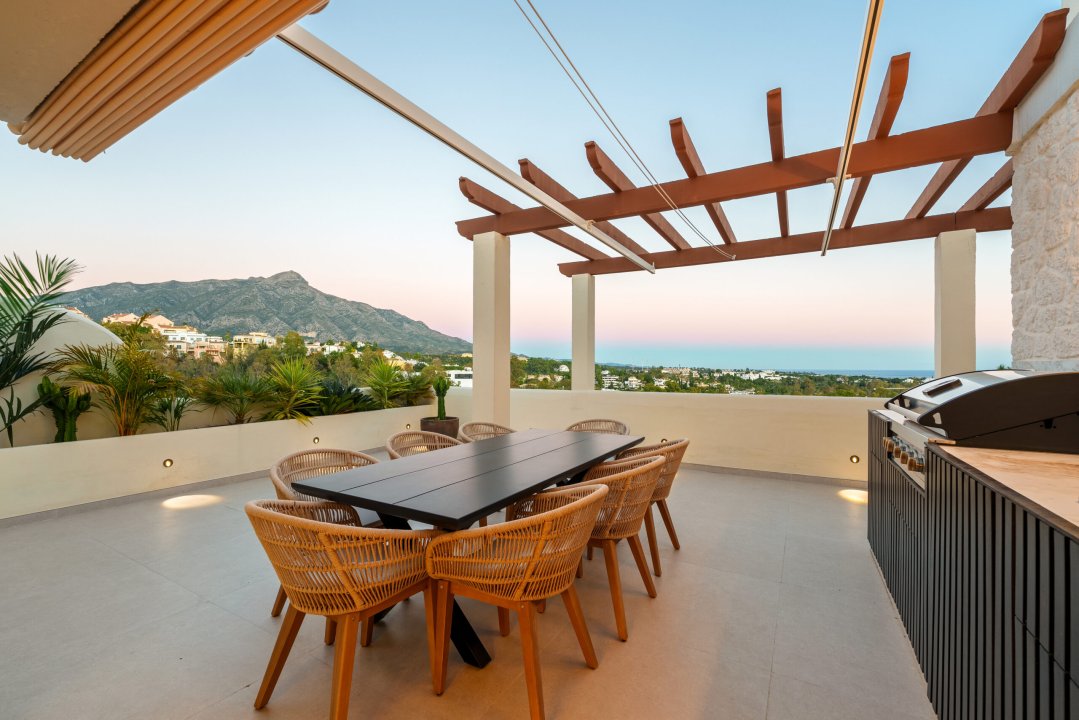 Exceptional Duplex Penthouse with Private Pool and Panoramic Views – Palacetes Los Belvederes, Nueva Andalucia - Image 41
