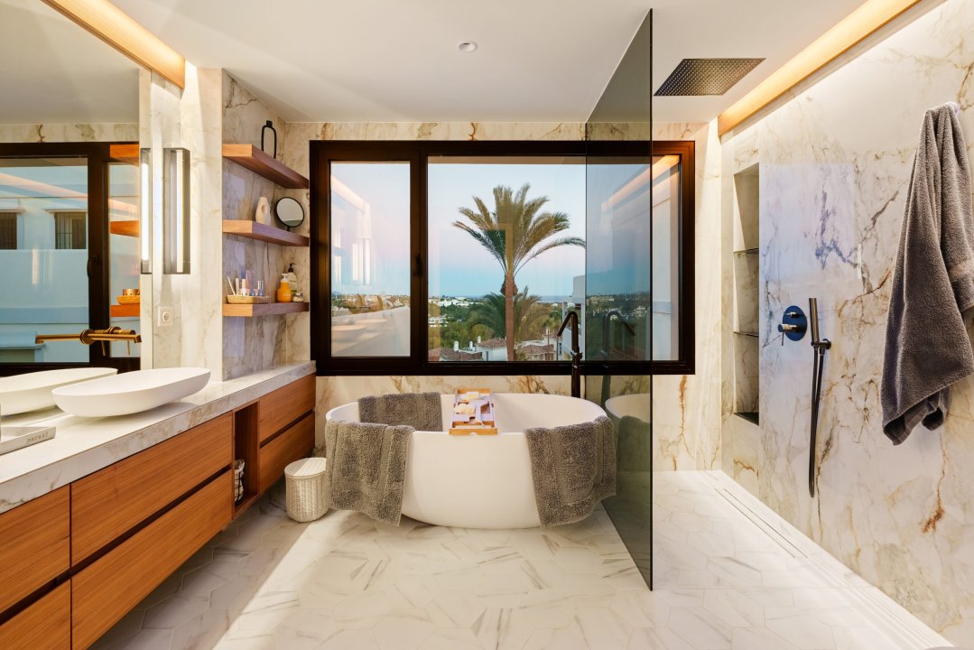 Exceptional Duplex Penthouse with Private Pool and Panoramic Views – Palacetes Los Belvederes, Nueva Andalucia - Image 44
