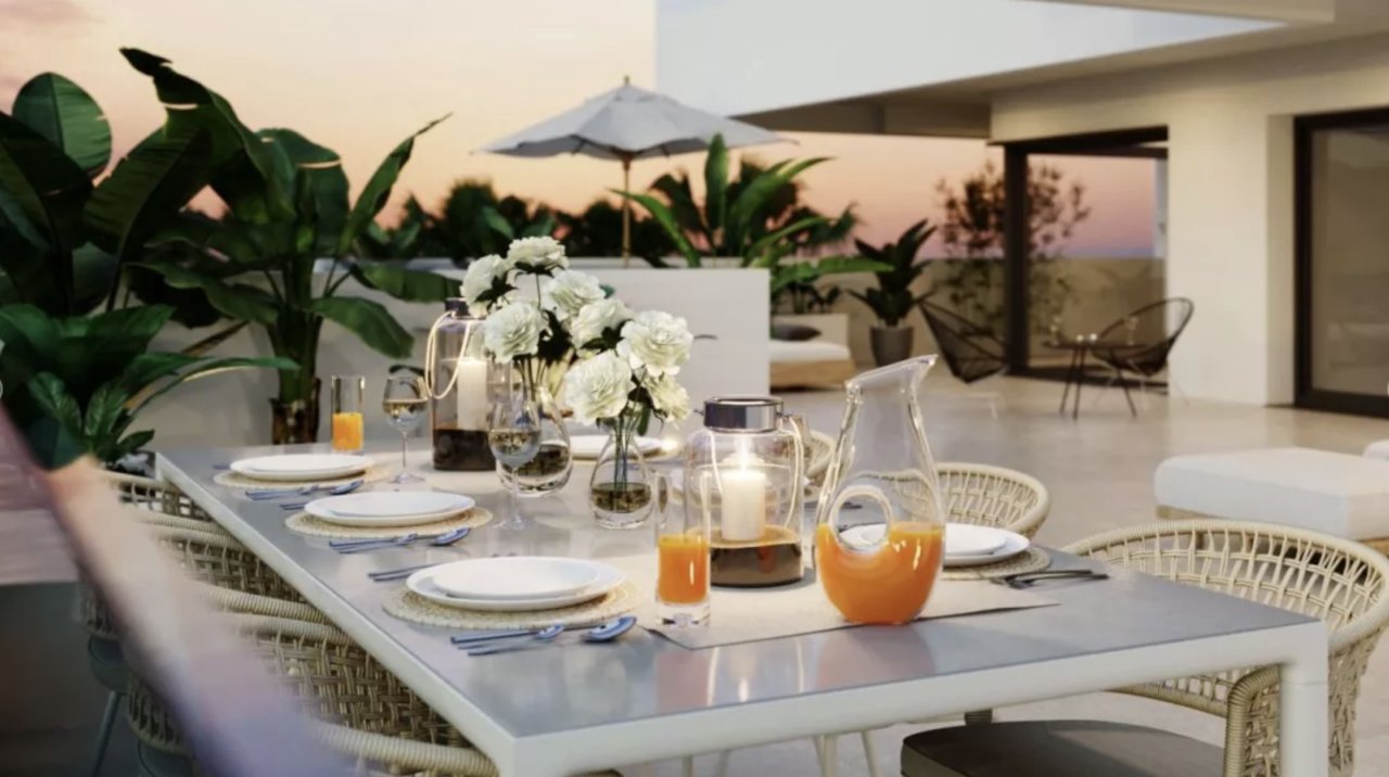 Wonderful 3 bedroom penthouse in Estepona
