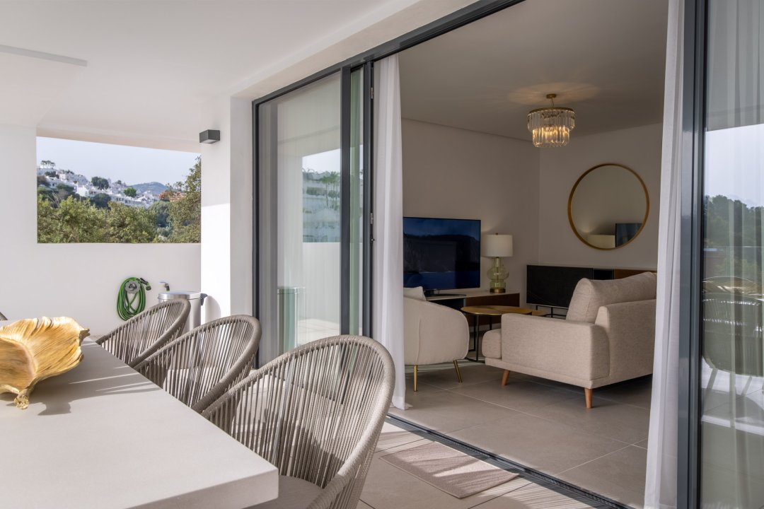 Exclusive 3 bedroom flat in Las Chapas, Marbella - Image 28