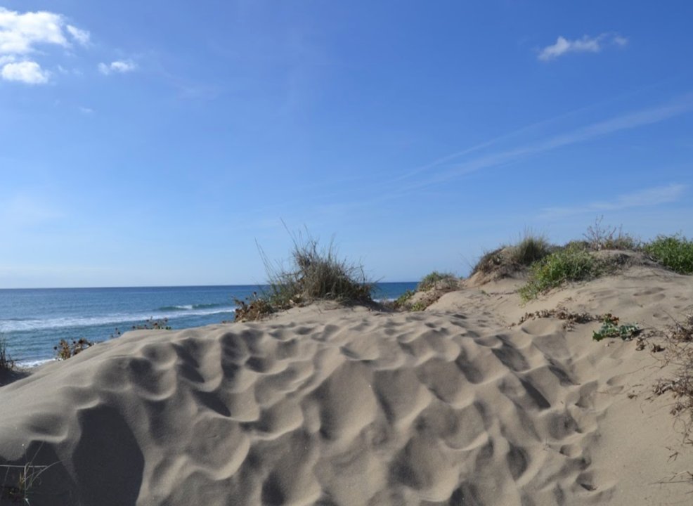 Exclusive 3 bedroom flat in Las Chapas, Marbella - Image 9