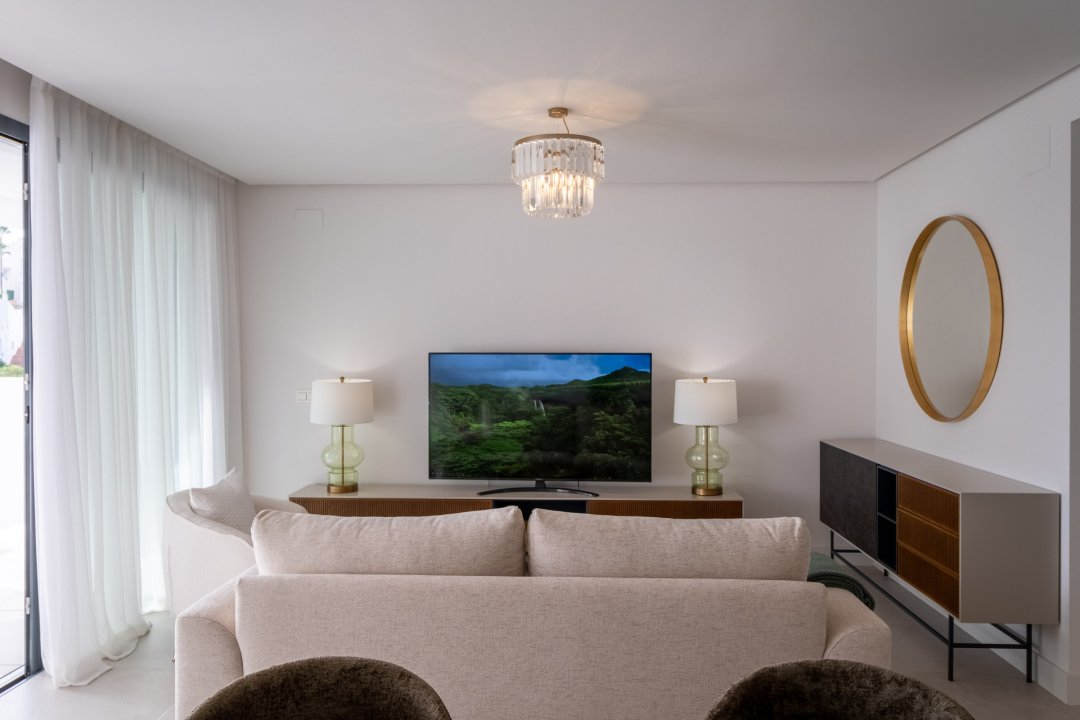 Exclusive 3 bedroom flat in Las Chapas, Marbella - Image 33