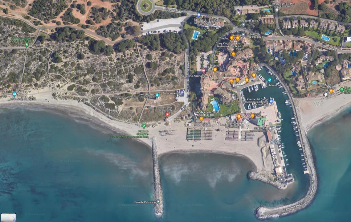 Exclusive 3 bedroom flat in Las Chapas, Marbella - Image 21