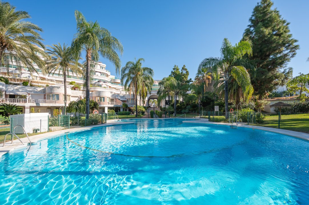 Spectacular modern flat 3 bedrooms in t Gray D'Albion in Puerto Banus